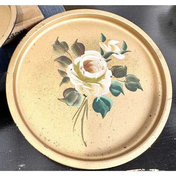 Gold Floral NASHCO Vintage Metal Tray Set Hand painted vintage New York - Picture 8 of 9